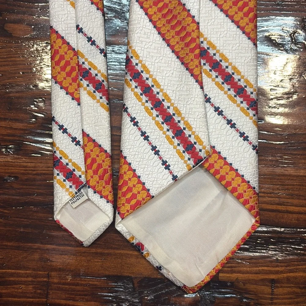 Damon Neck‎ tie